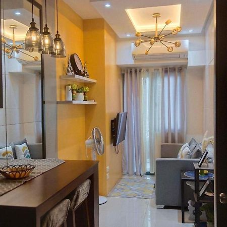 Mandaluyong Fame Residences T1 Family Suite 1507 מראה חיצוני תמונה