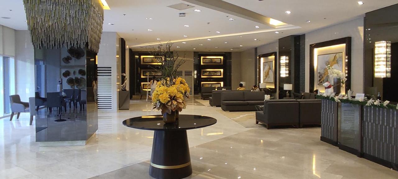 Mandaluyong Fame Residences T1 Family Suite 1507 מראה חיצוני תמונה